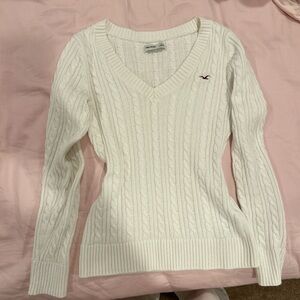Hollister sweater